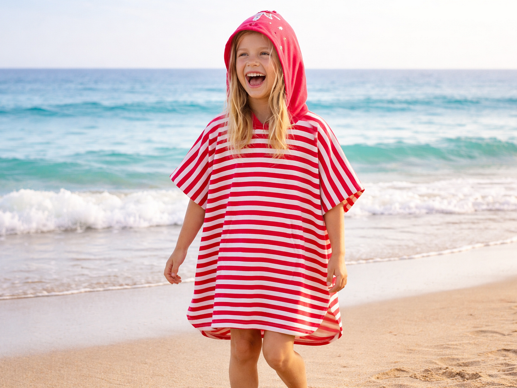 Bade Poncho mit Kapuze - Streifen rot Erdbeere von Sense Organics