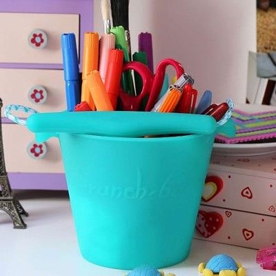 Ideal ist der Scrunch Bucket als Aufbewahrung von Stiften Scrunch Bucket als Stifte Halter