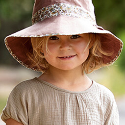 Sonnenschutz für Ihr Kind – Welche Kleidung schützt am besten?