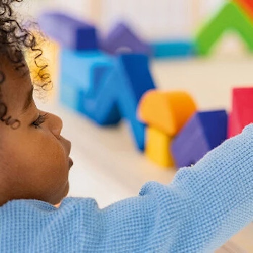 Montessori-Pädagogik – Wie Spielzeug Ihr Kind fördern kann