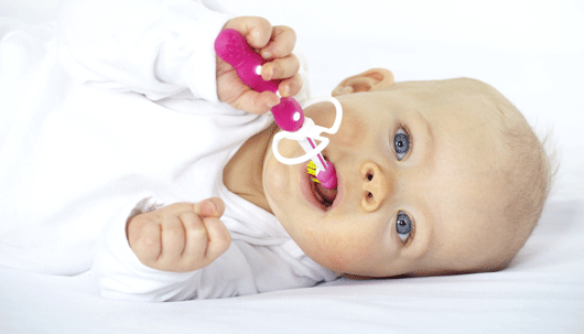 Natürlich Zahnen – So helfen Sie Ihrem Kind