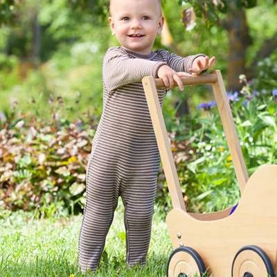 Kleidung für Babys und Kinder von engel