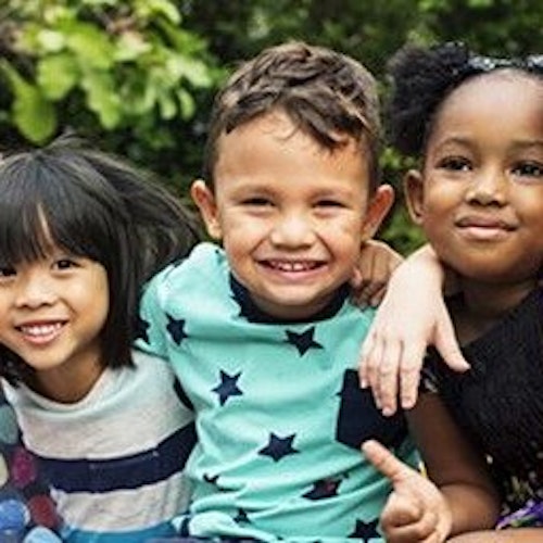 Diversität in Familien und im Alltag – Der Weg in die bunte Welt des Lebens