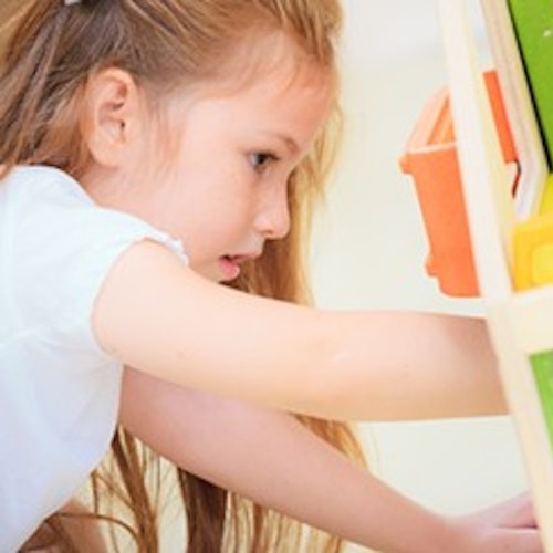 Ein Puppenhaus als vielfältige Themenwelt über viele Jahre und Entwicklungsschritte hinweg