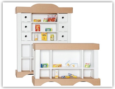 Kaufladen aus Pappkarton