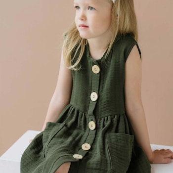 Sommerkleid Musselin ohne Arm waldgrün