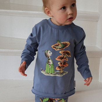Blauer Pullover Pettersson und Findus