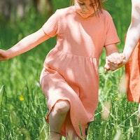 Dehnbares Kleid kurzarm Rippe