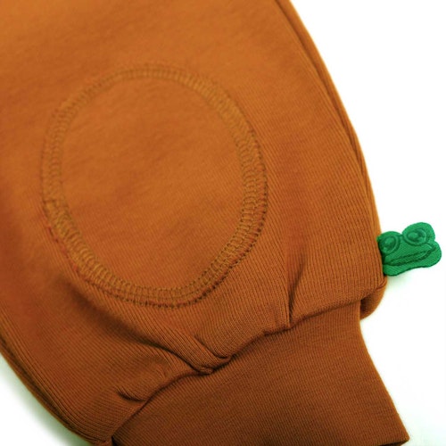 Weite Krabbelhose mit breitem Bund