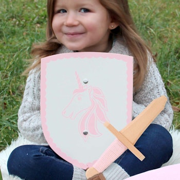 Wappenschild Einhorn mit Schwert