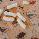 Vorschaubild Kinder Tischset aus Kork, Dino Letters natur