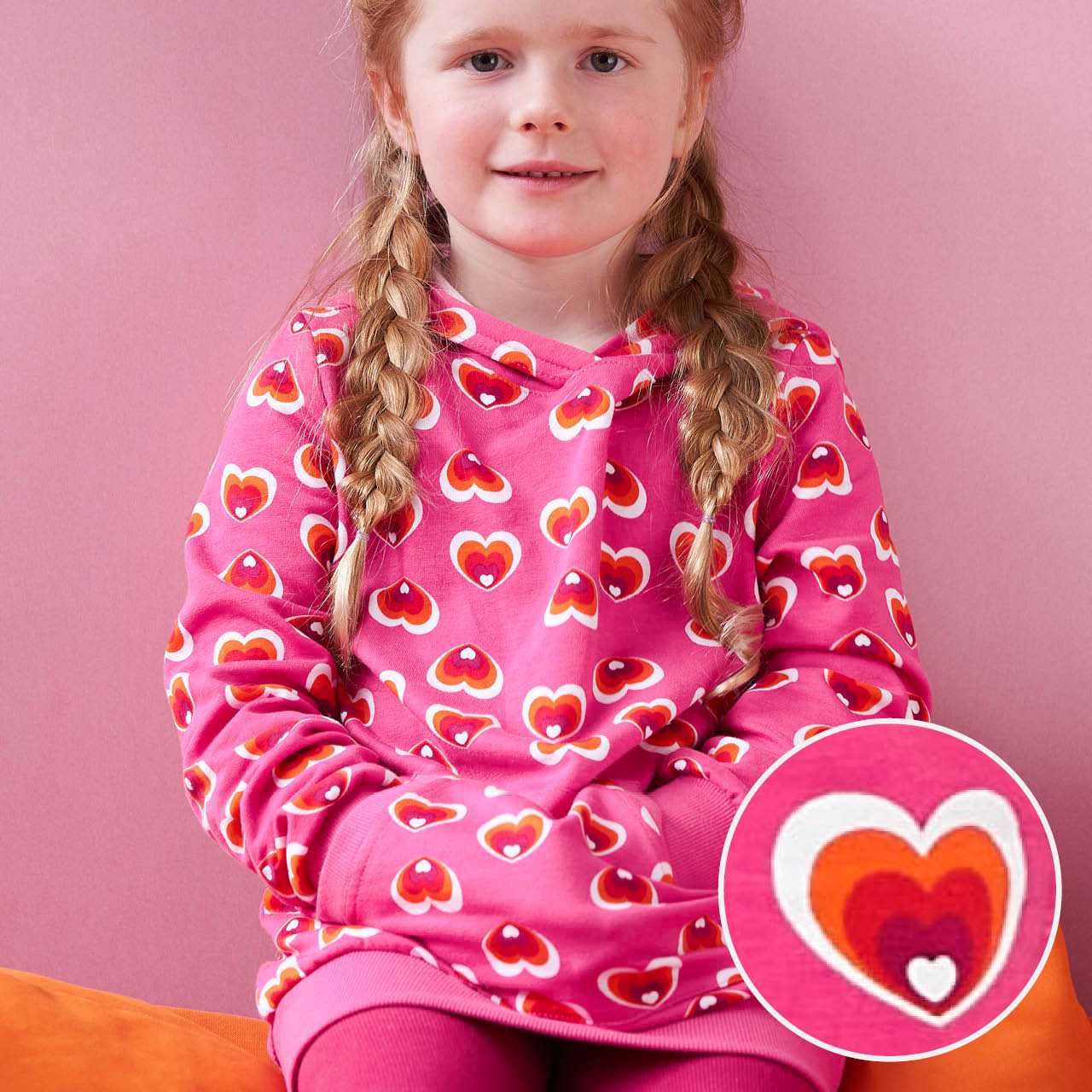 Sportliches Hoodie Sweatkleid Herzen