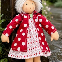 Nanchen Puppenkleidung Tupfenmäntelchen, 38 cm Stoffpuppe