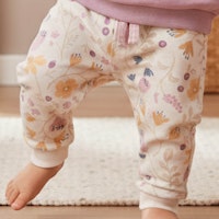 Weiche Sweathose Blümchen beige