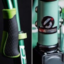 Vorschaubild Alu Scooter ab 6 Jahre 35-100kg 205mm-Rädern grün