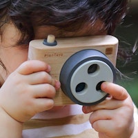 Spielzeugkamera mit Farblinsen