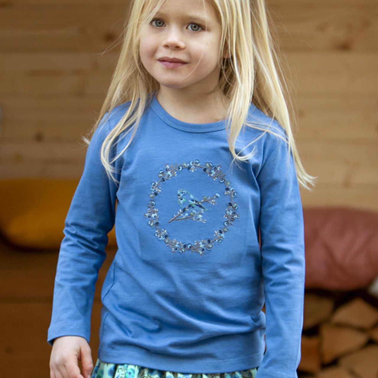 Langarmshirt mit Hirsch Stickerei