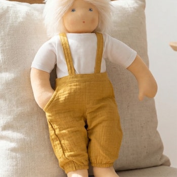 Puppen Latzhose m. Shirt 35-45cm honiggelb, Bio-Baumwolle