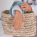 Vorschaubild Handgefertigter Einkaufskorb aus Palmblättern grün