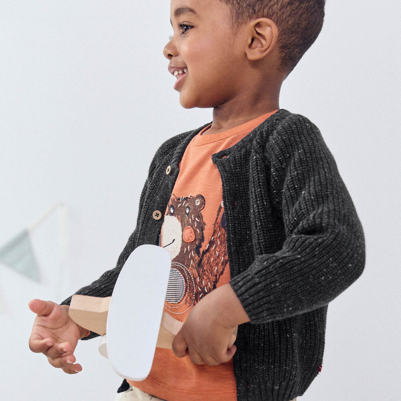 Klassischer Cardigan Knopfleiste