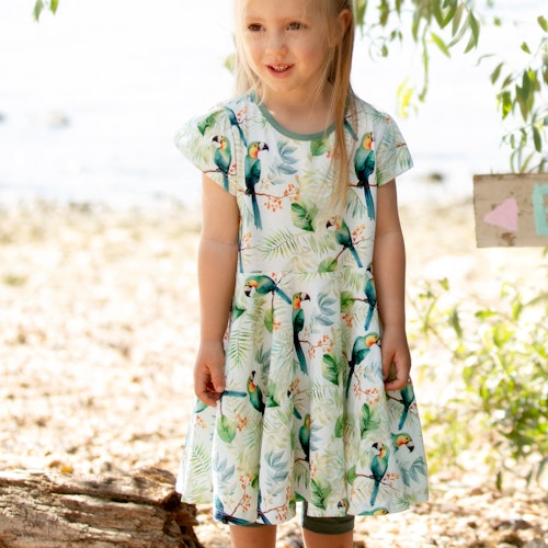 Flatterkleid kurzarm