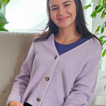 Kurze Damen Strickjacke flieder melange