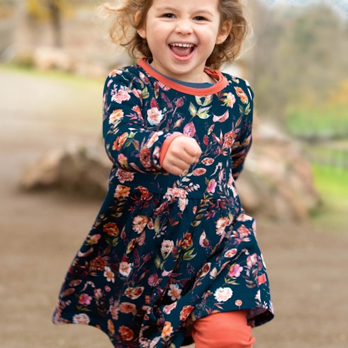 Feder-Druck Flatterkleid Sweat