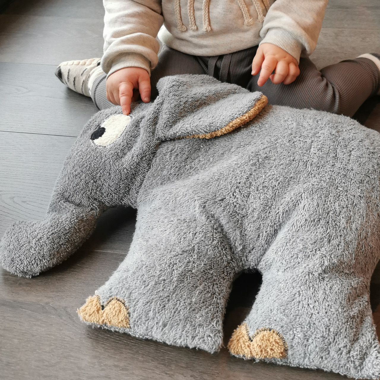 XL Elefant Kissen und Kuscheltier 43x30 cm