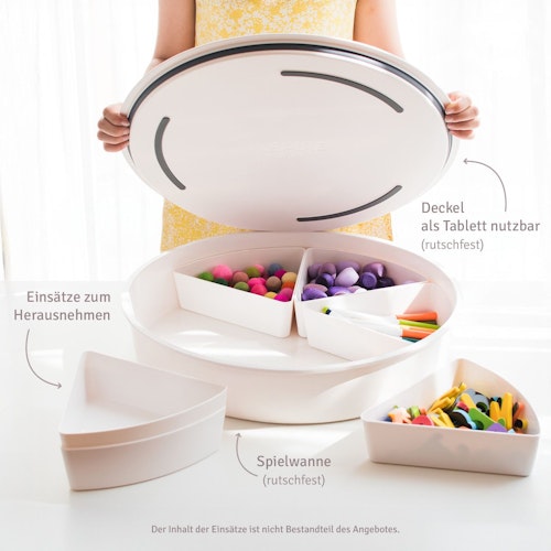 Sensorik Spieltablett 43 cm mit herausnehmbaren Fächern und Deckel