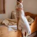 Vorschaubild XL Kuscheltier & Wärmekissen Gans Dinkelspelz leinen 90 cm