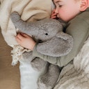 Vorschaubild Elefant klein Traubenkernfüllung  Wärmekissen grau