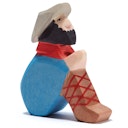 Vorschaubild Hirte sitzend - Krippenfigur aus Holz 10,5 cm