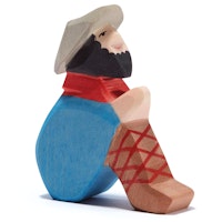 Hirte sitzend - Krippenfigur aus Holz 10,5 cm