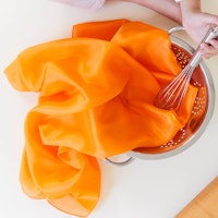 Spieltuch Seide orange mittel 89 x 89 cm