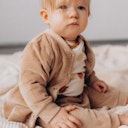 Vorschaubild Velours Babyjacke aus Bio Baumwolle