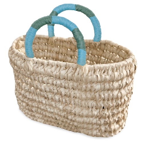 Handgefertigter Einkaufskorb aus Palmblättern grün