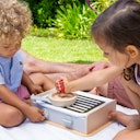 Vorschaubild Kleine Spielküche und Grill aus Holz
