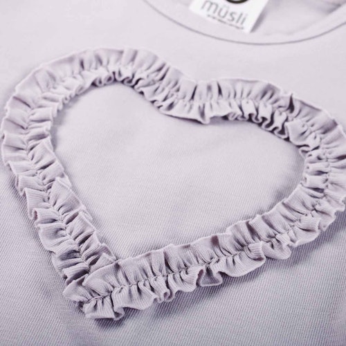 Ausgestelltes T-Shirt Herz