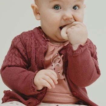 Strickjacke Rüschen rosa