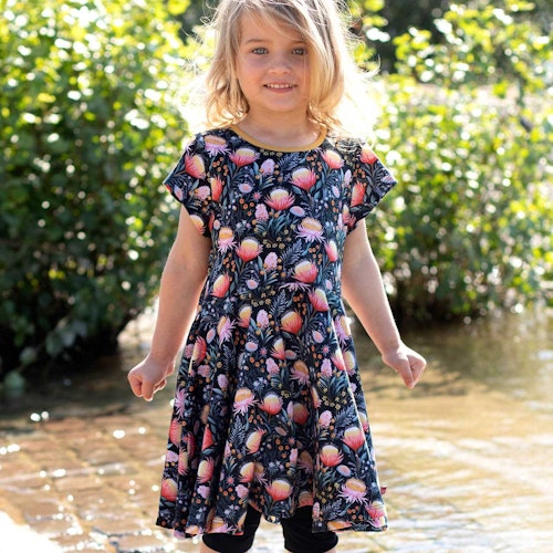 Flatterkleid kurzarm Blumen