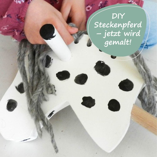 Steckenpferd Holz Einhorn