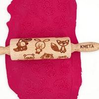 Knetrolle Holz mit Zootier-Muster