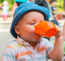 Schadstofffreier Lerntrinkbecher für Babys - Trinkbecher