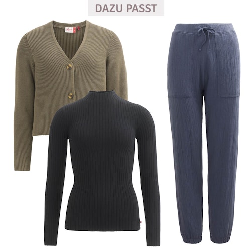 Taillierter Damen Rippstrickpullover