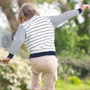 Vorschaubild Moderner Strickpullover Streifen