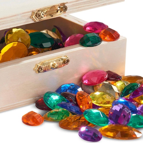 Schatzkiste mit 100 Glitzersteinen