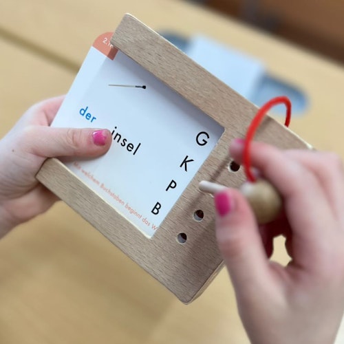 Kartensatz Lesen von Wörtern und Zuordnen (ohne Lochkasten)