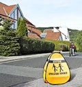 Vorschaubild 3D-Straßenwarnschild "Spielende Kinder"