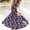 Vorschaubild Flatterkleid kurzarm Blumen