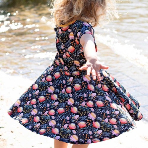 Flatterkleid kurzarm Blumen